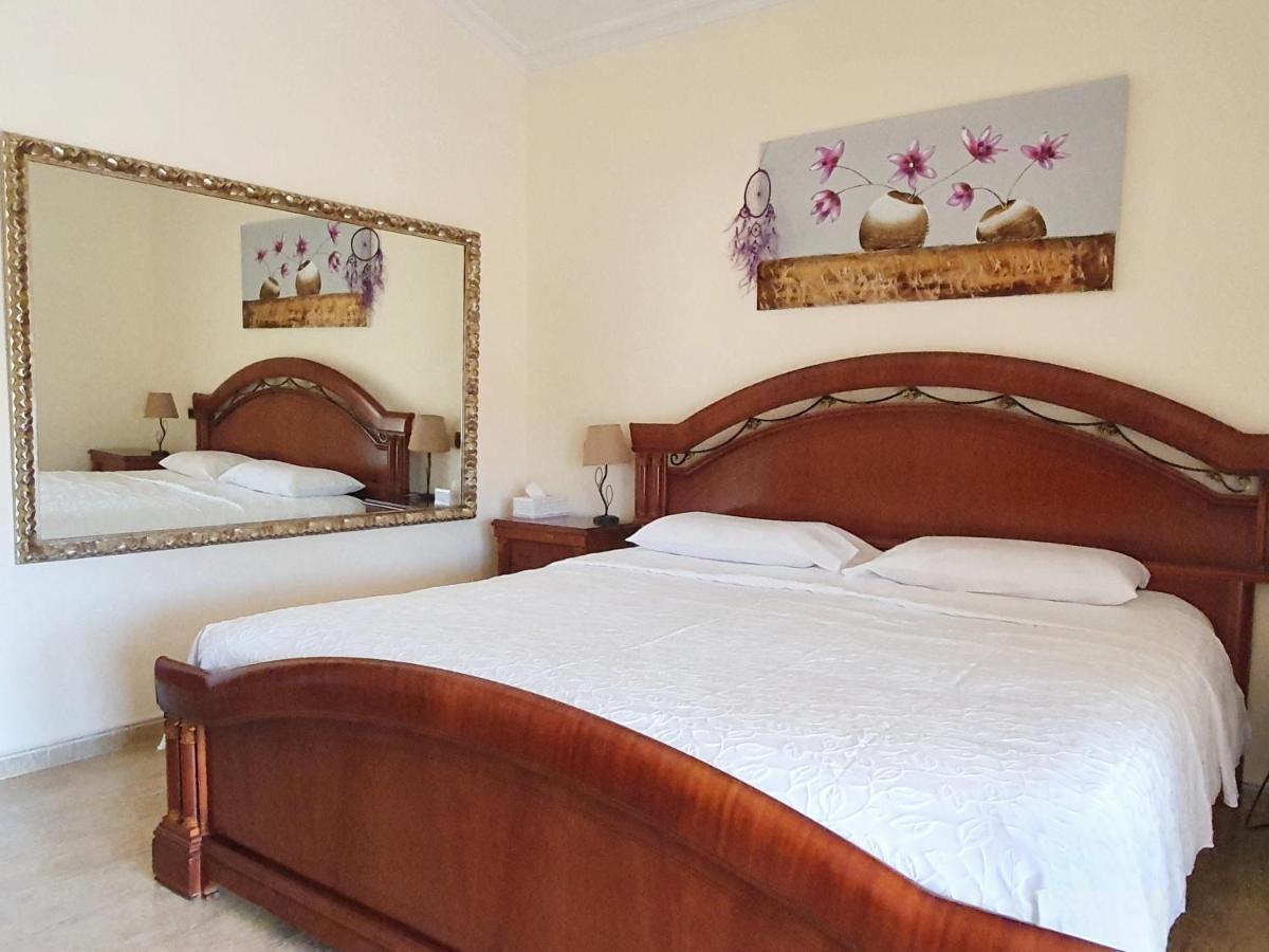 Villa Tres Palmeras En Alfaz Del Pi , Albir, Benidorm Л'Алфас дел Пи Екстериор снимка